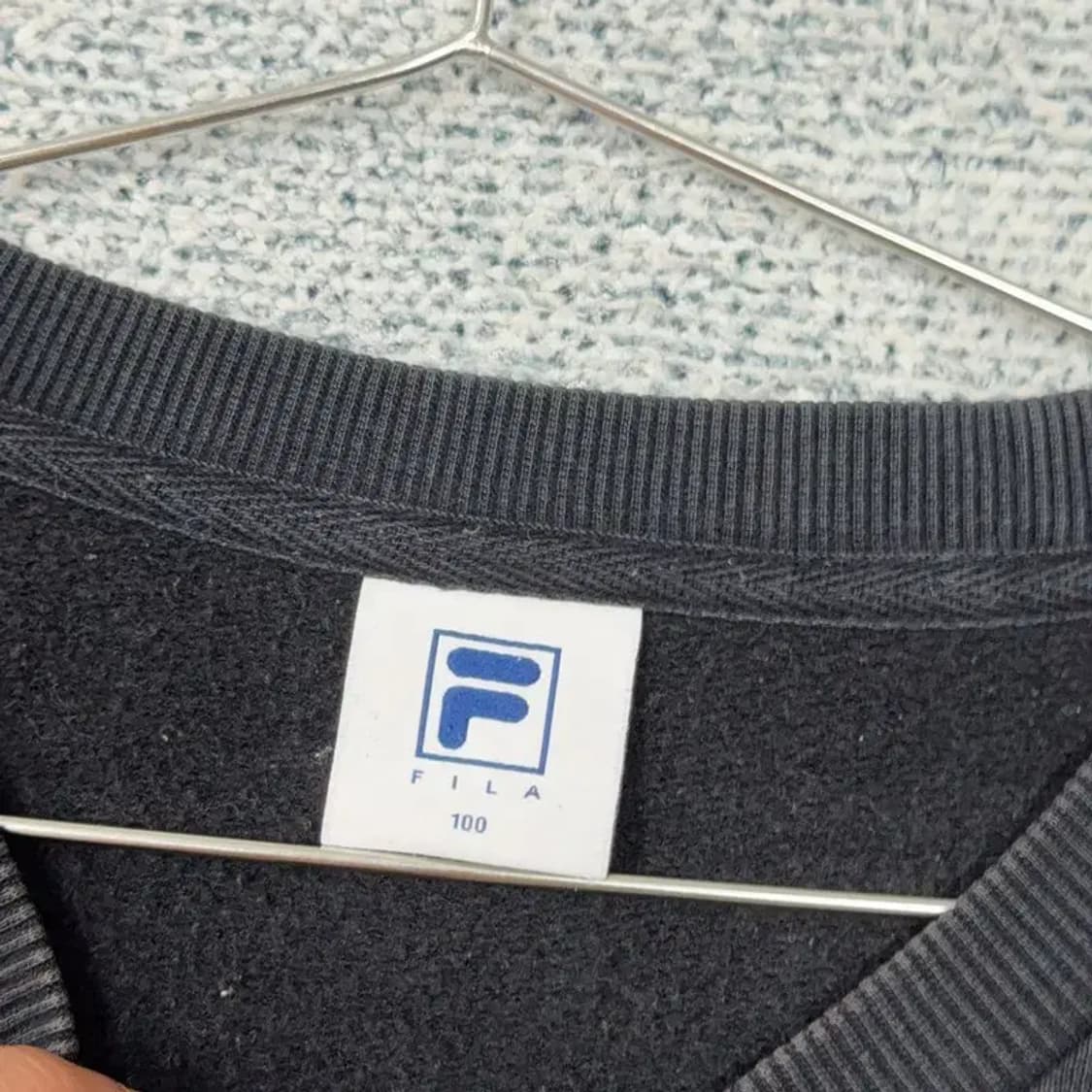 휠라 로고 캐주얼 남성 블랙 맨투맨 100 상품이미지3