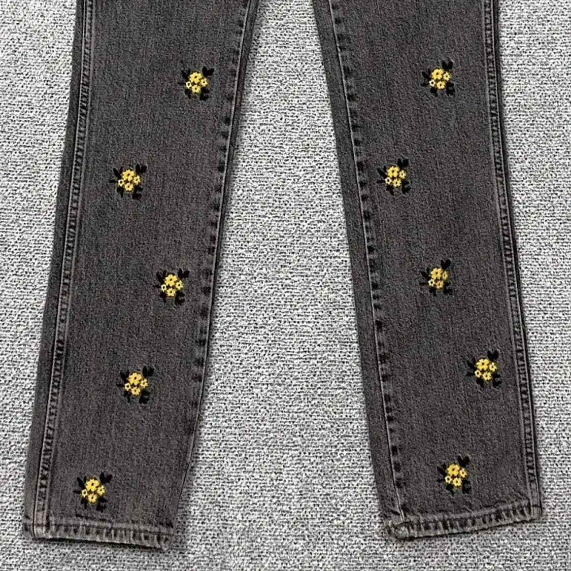 자라 플라워 자수 여성 흑청바지 26 상품이미지4