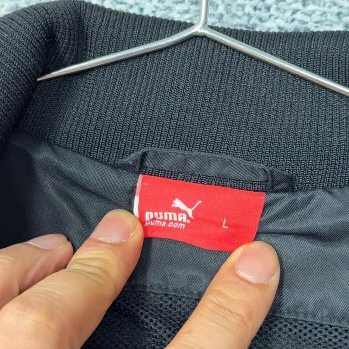 푸마 블랙 유광 퀄팅 트랙탑 집업 저지 L 상품이미지4