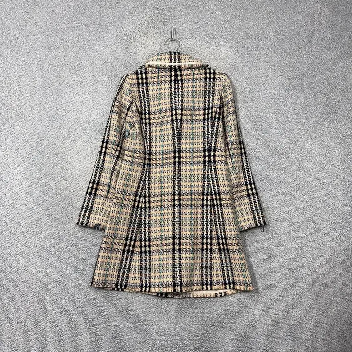 잇미샤 클래식 체크 베이지 울 코트 85-94-160 상품이미지2