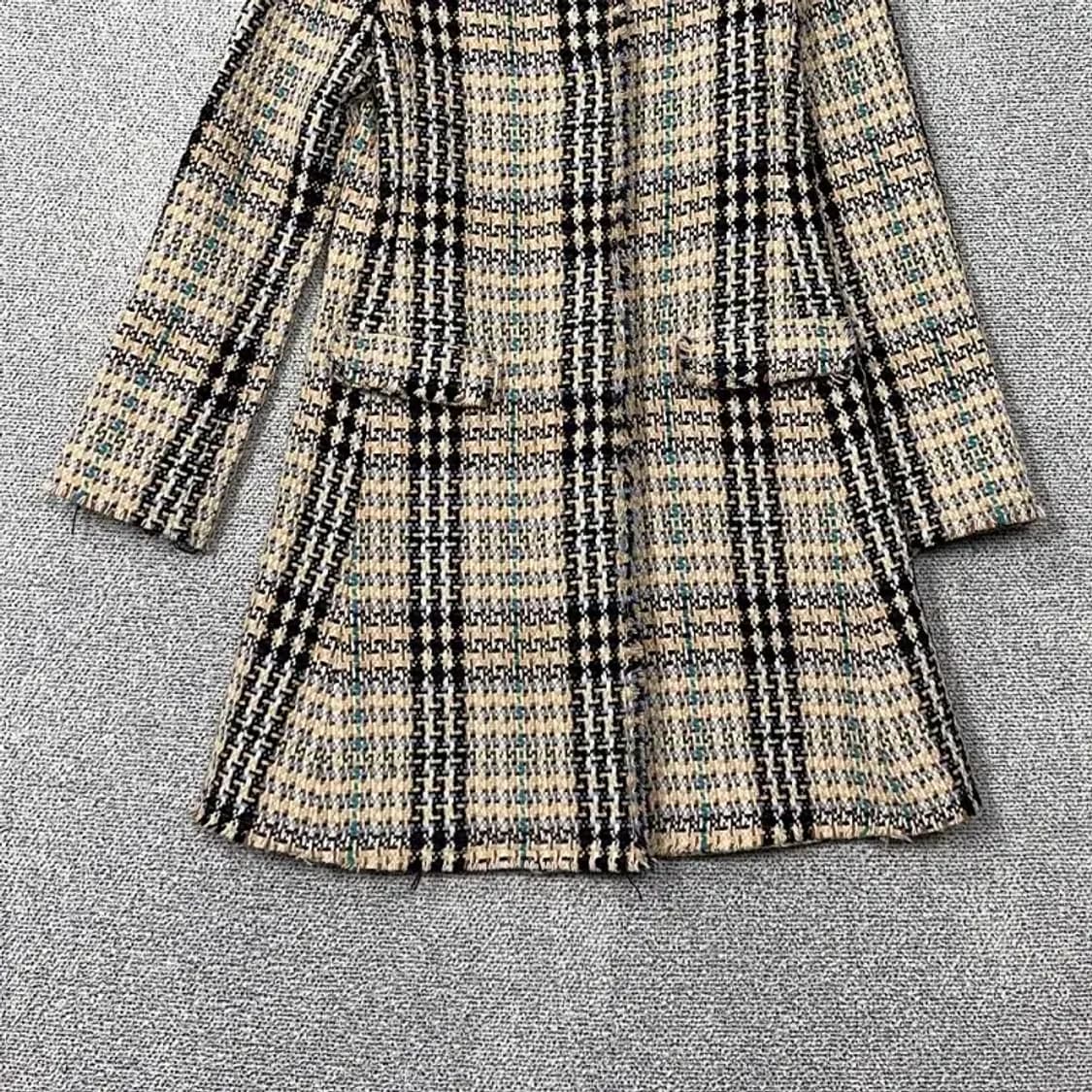 잇미샤 클래식 체크 베이지 울 코트 85-94-160 상품이미지4