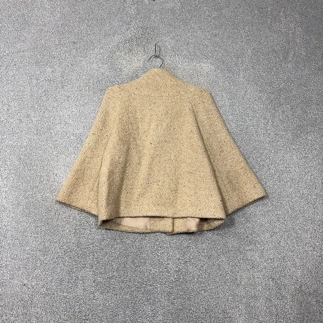 잇 미샤 베이지 배색 클래식 울 자켓 88-94-165 상품이미지2