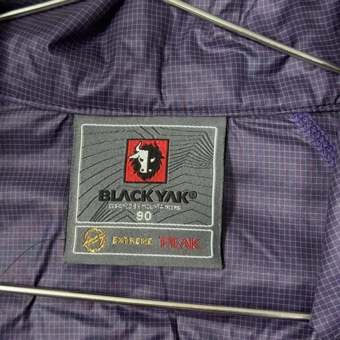 블랙야크 퍼플 프린팅 로고 기능성 바람막이 90 상품이미지3