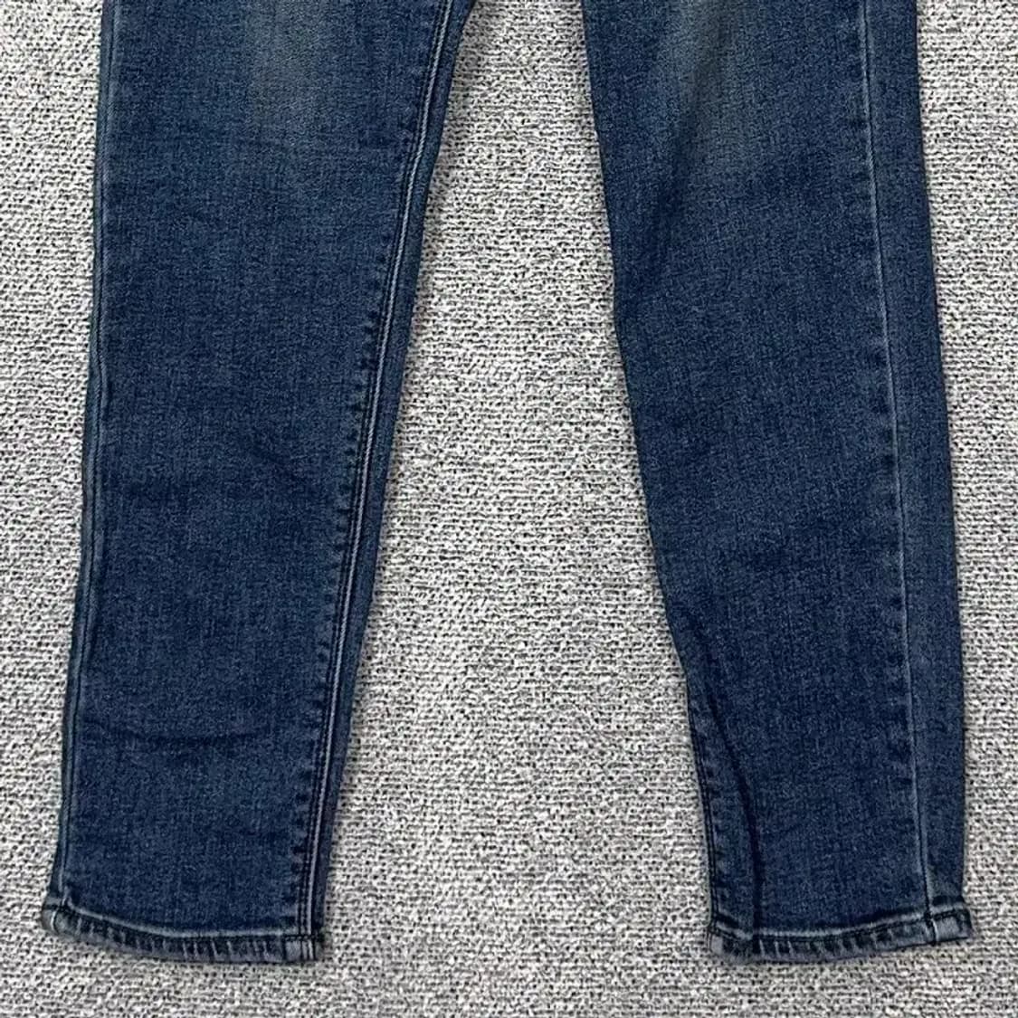 게스 실버 로고 캐주얼 스키니진 64(26) 상품이미지4