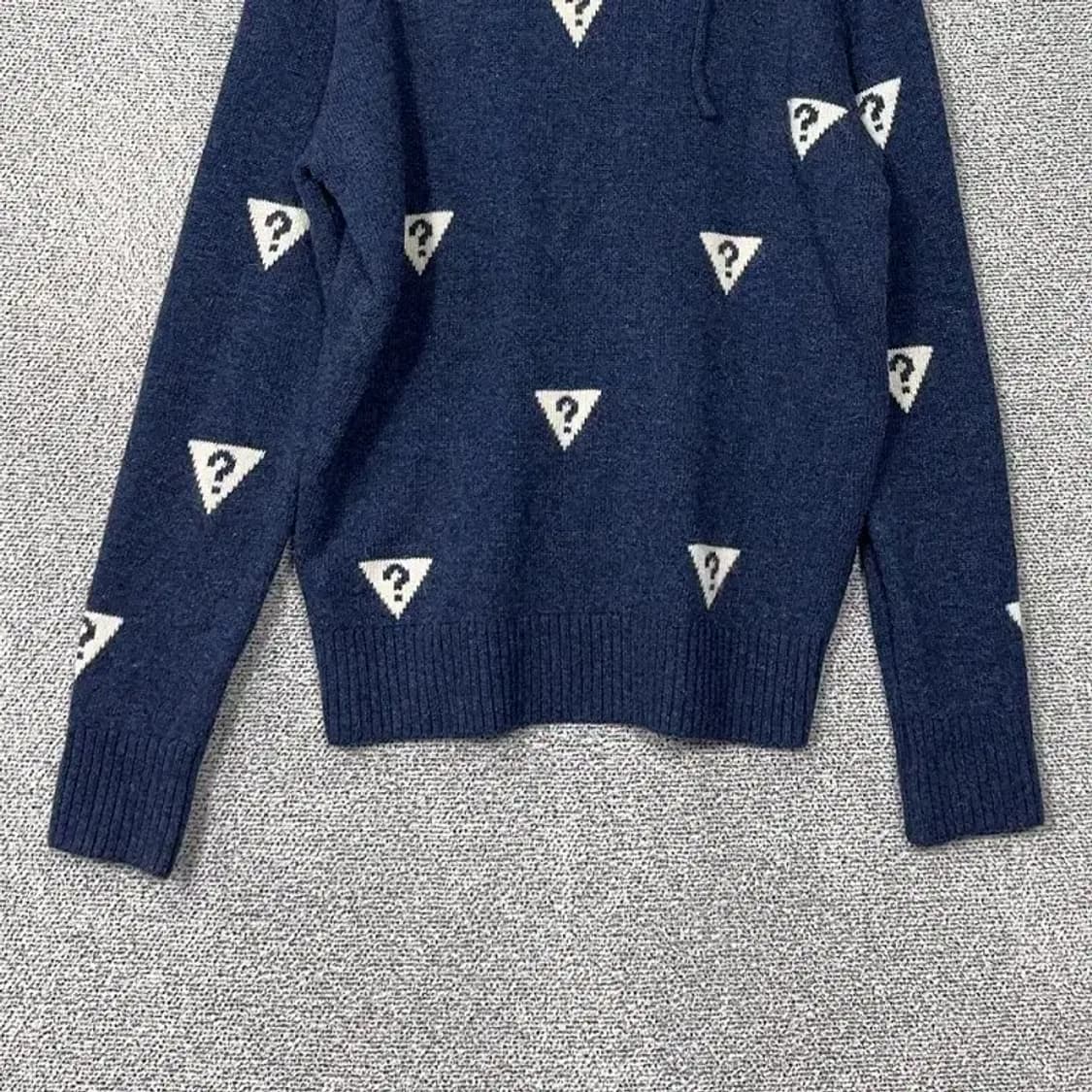 게스 네이비 멀티 로고 울 니트 후드티 L 상품이미지4