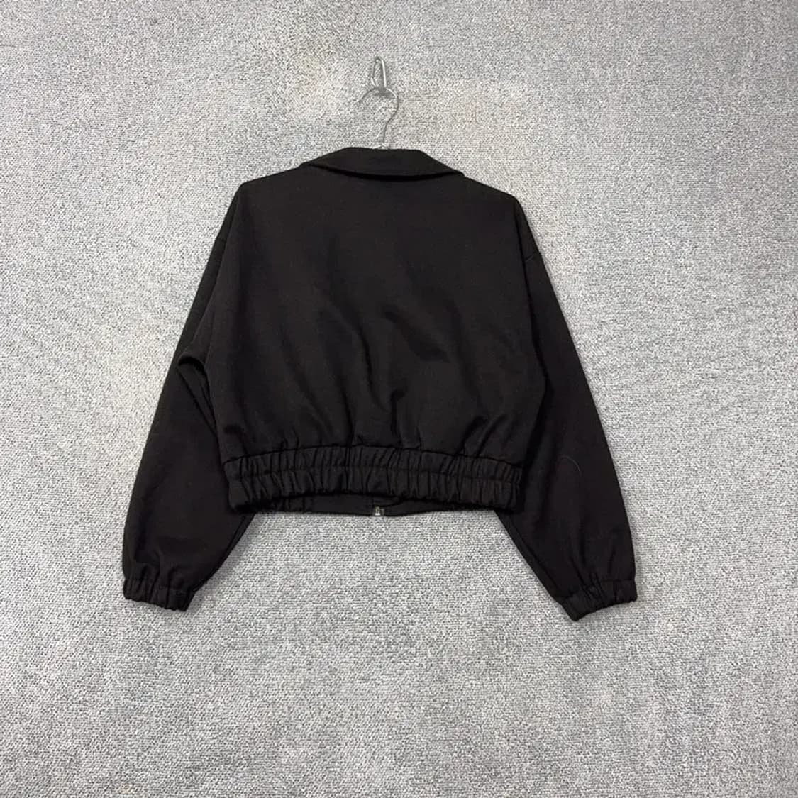 여성 캐주얼 블랙 크롭 워크 자켓 FREE 상품이미지2