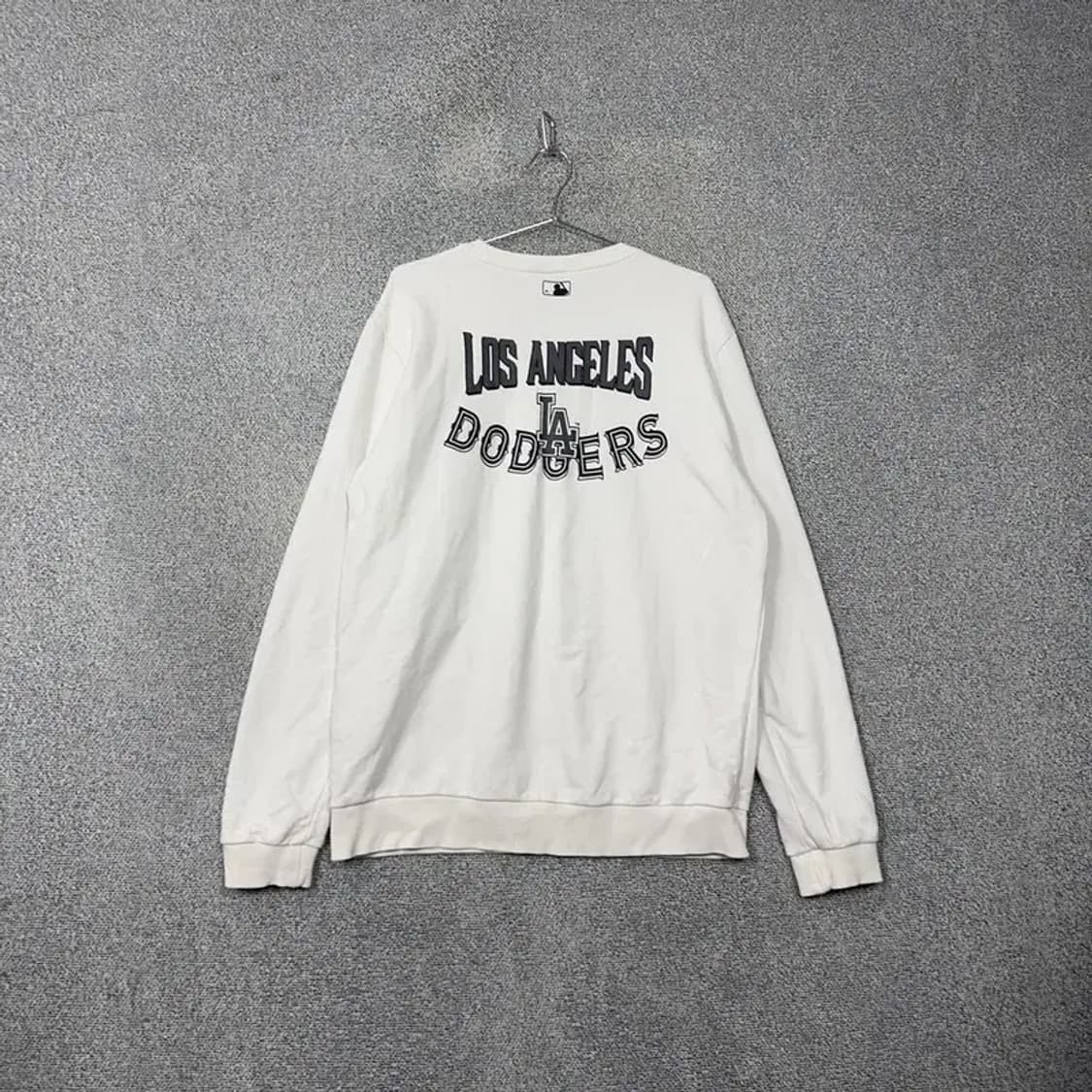 엠엘비 LA다저스 로고 화이트 맨투맨 110 상품이미지2