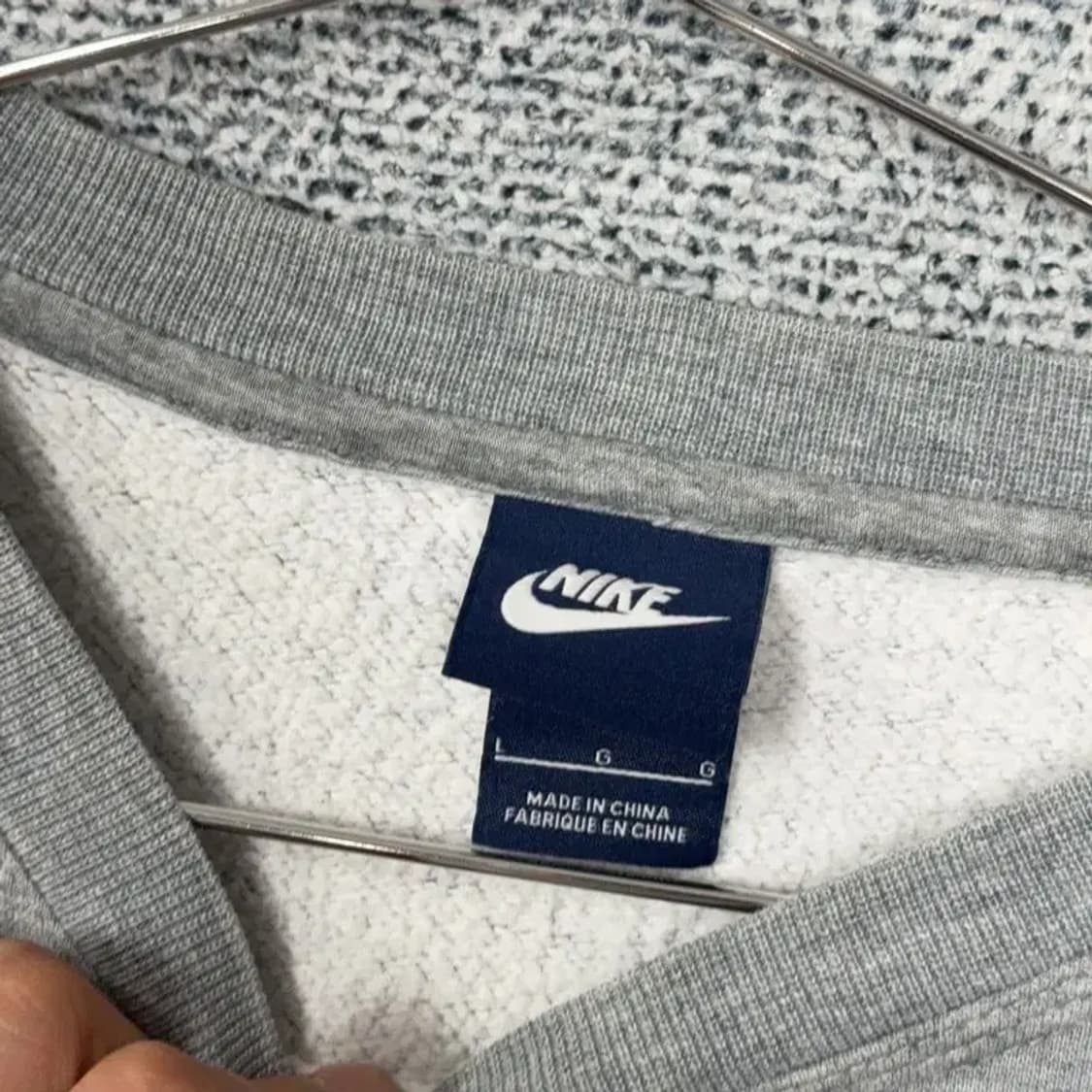 나이키 라이트 그레이 로고 맨투맨 L 상품이미지3