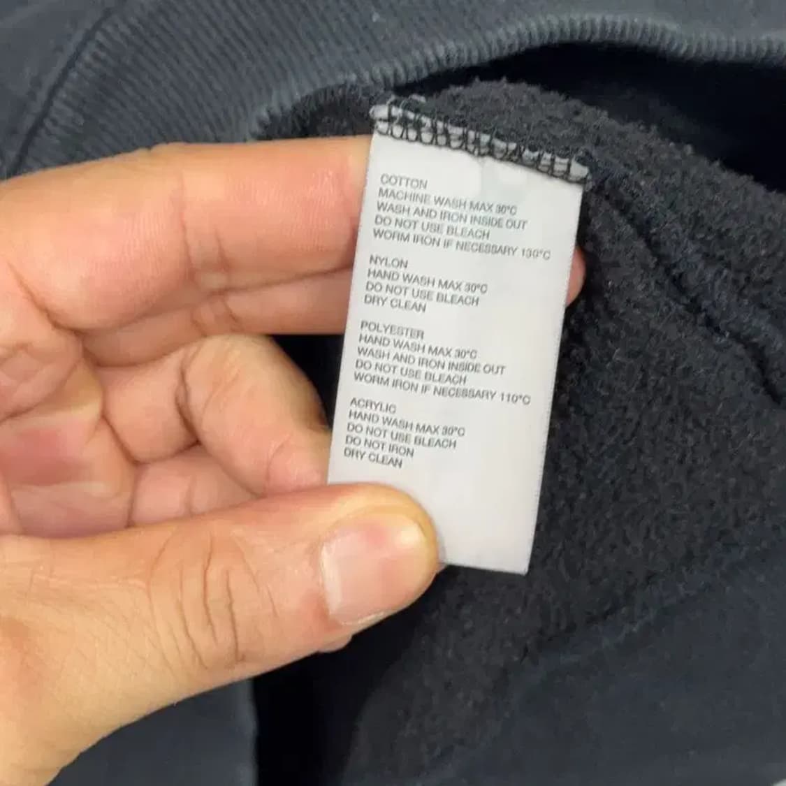 키르시 빅로고 블랙 맨투맨 1 상품이미지5