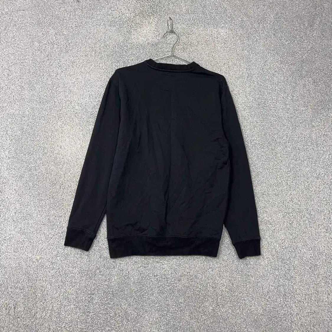 반스 프린팅 블랙 맨투맨 MEDIUM 상품이미지2