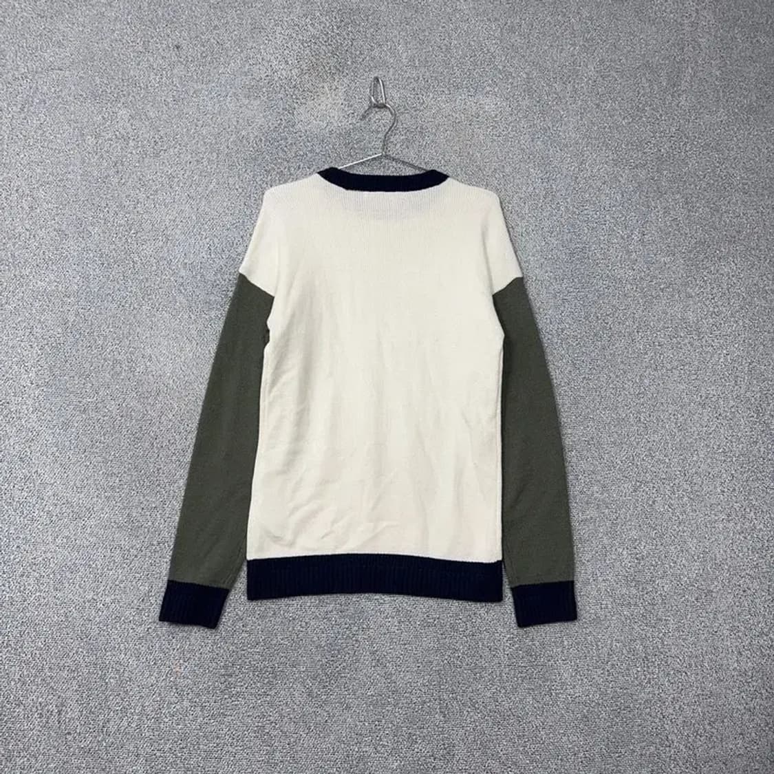 에잇세컨즈 캐주얼 아크릴 니트 S 상품이미지2