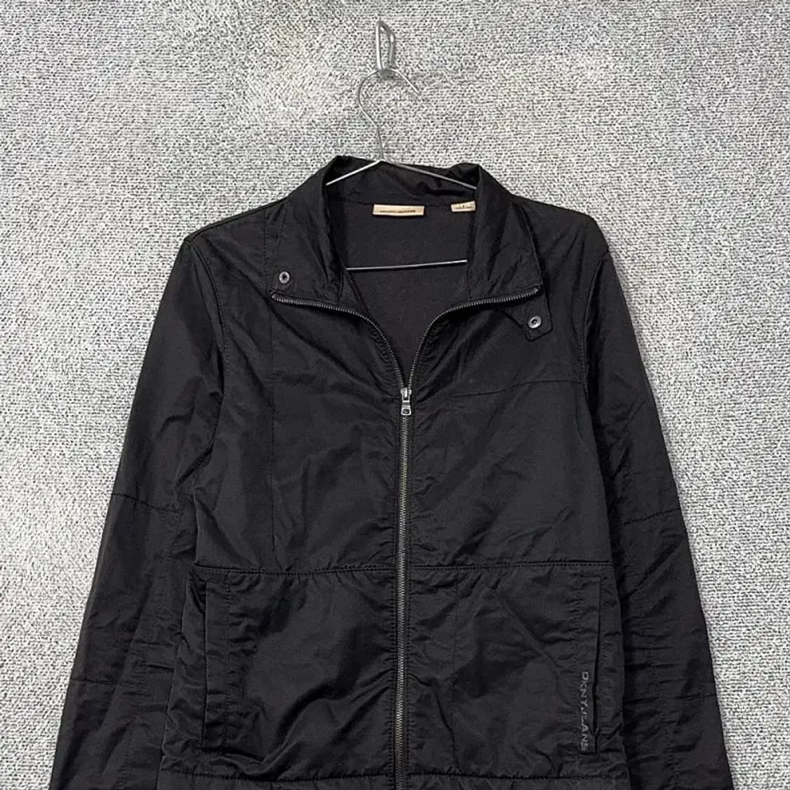 DKNY 블랙 남성 캐주얼 집업 자켓 S 상품이미지3