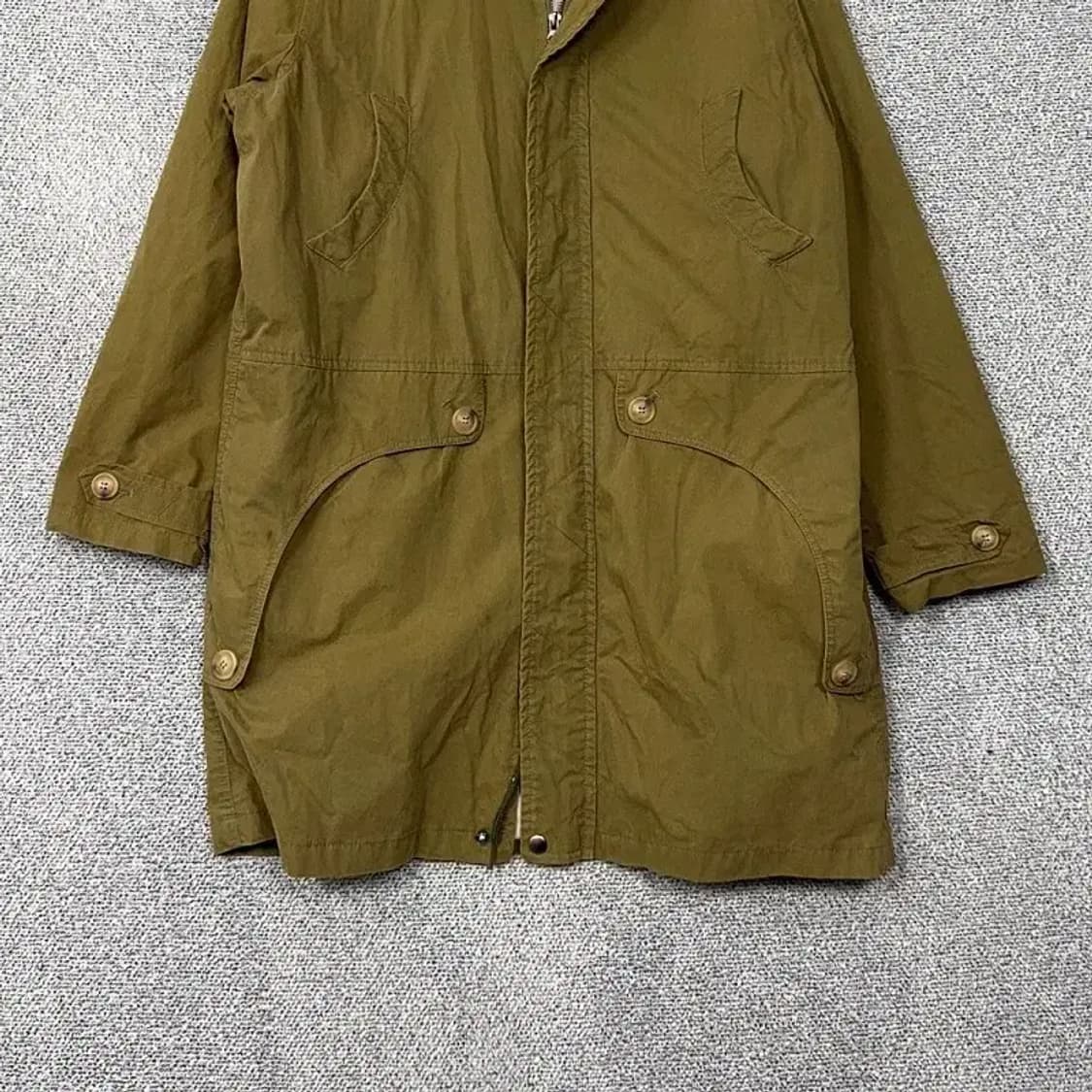 아스터 카키 빈티지 야상 코트 Medium 상품이미지4