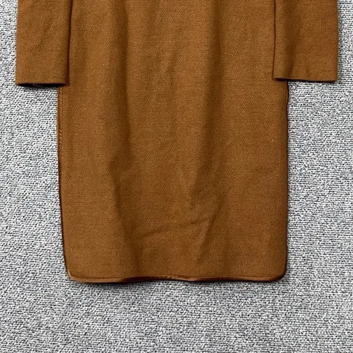 오즈세컨 실크 브라운 클래식 원피스 1 상품이미지4