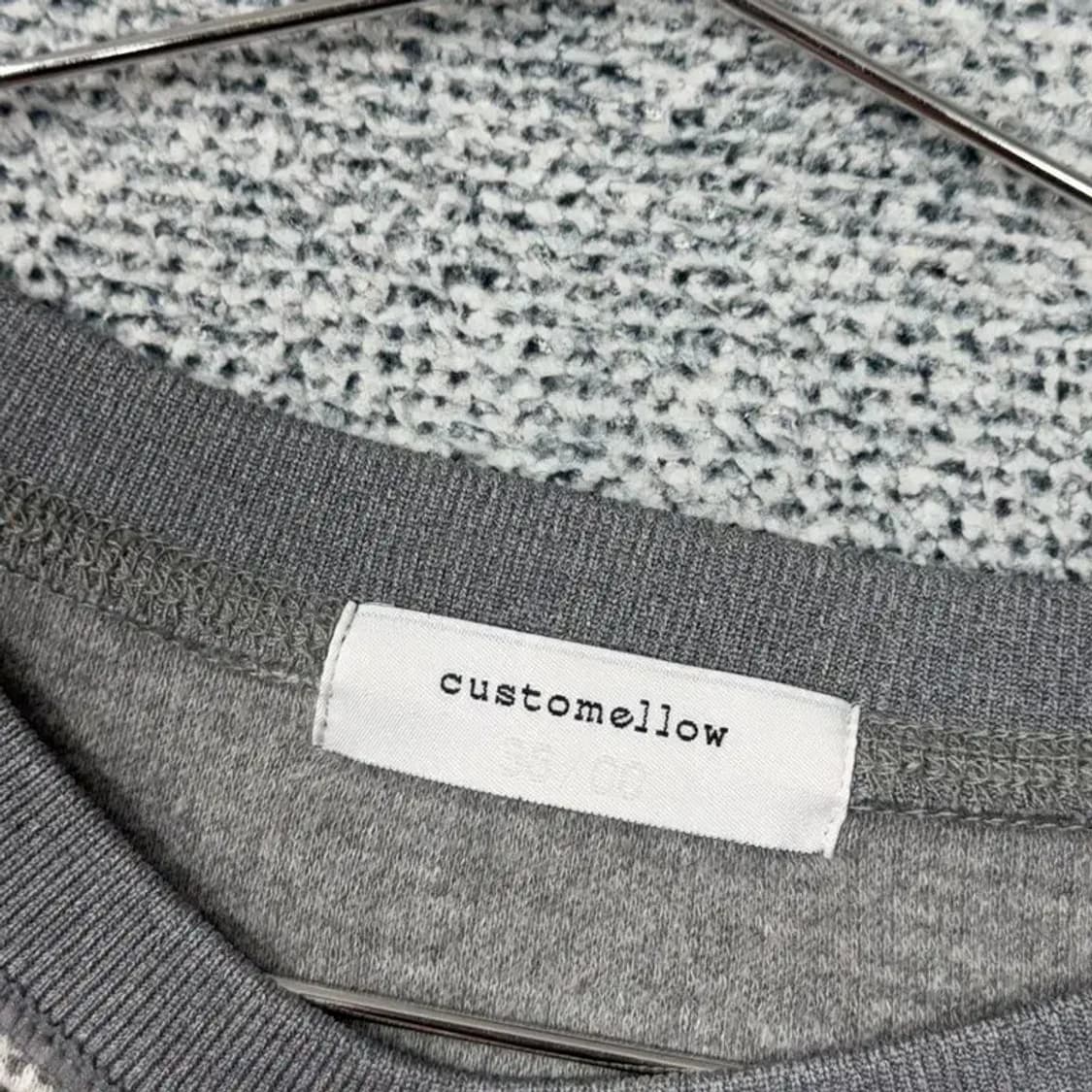 커스텀멜로우 스트라이프 라이트 그레이 맨투맨 38/00 상품이미지3