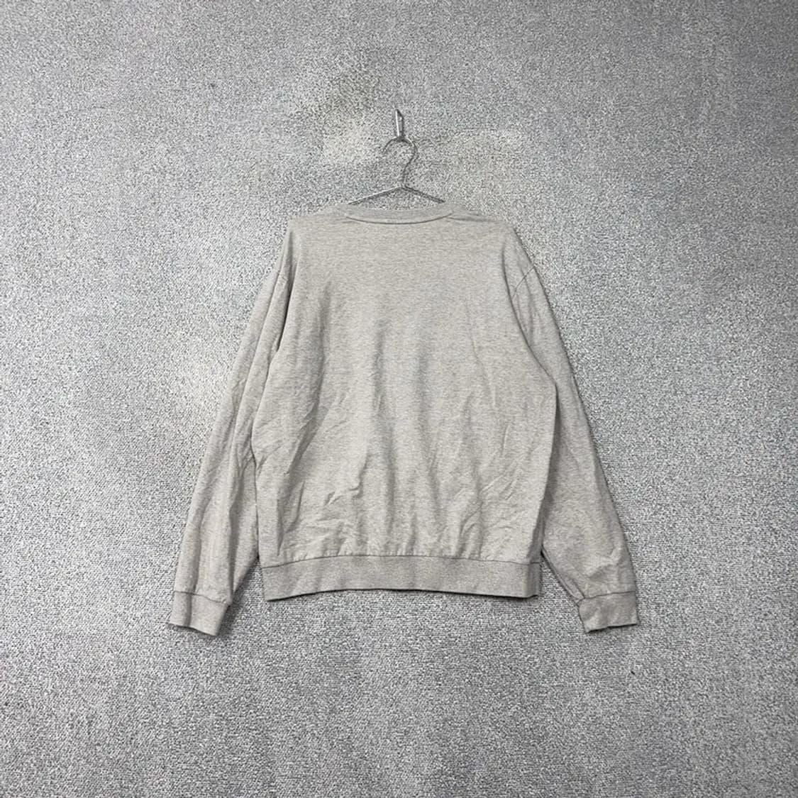 휠라 라이트 그레이 스펠 로고 맨투맨 110 상품이미지2