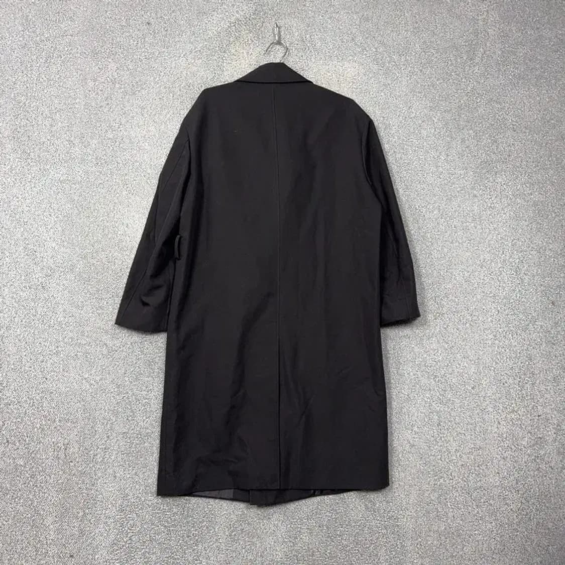 [새상품]스파오 블랙 버튼 클래식 코트 95 상품이미지2