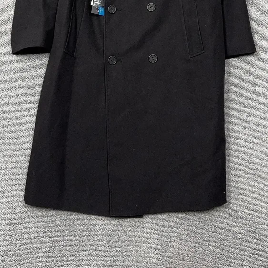[새상품]스파오 블랙 버튼 클래식 코트 95 상품이미지4