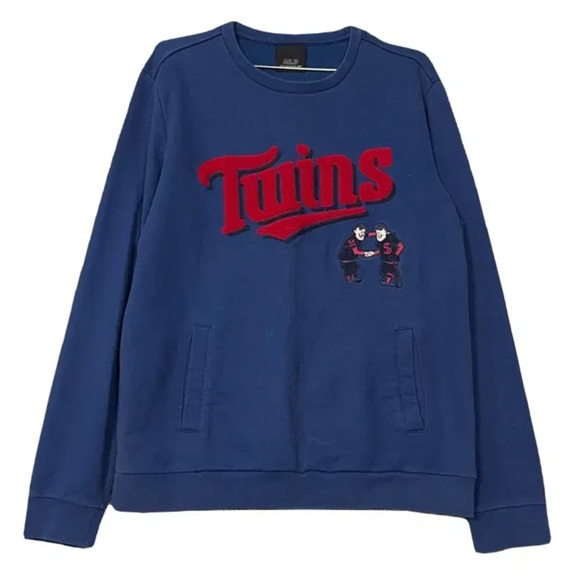 엠엘비 로고 네이비 맨투맨 105 상품이미지1