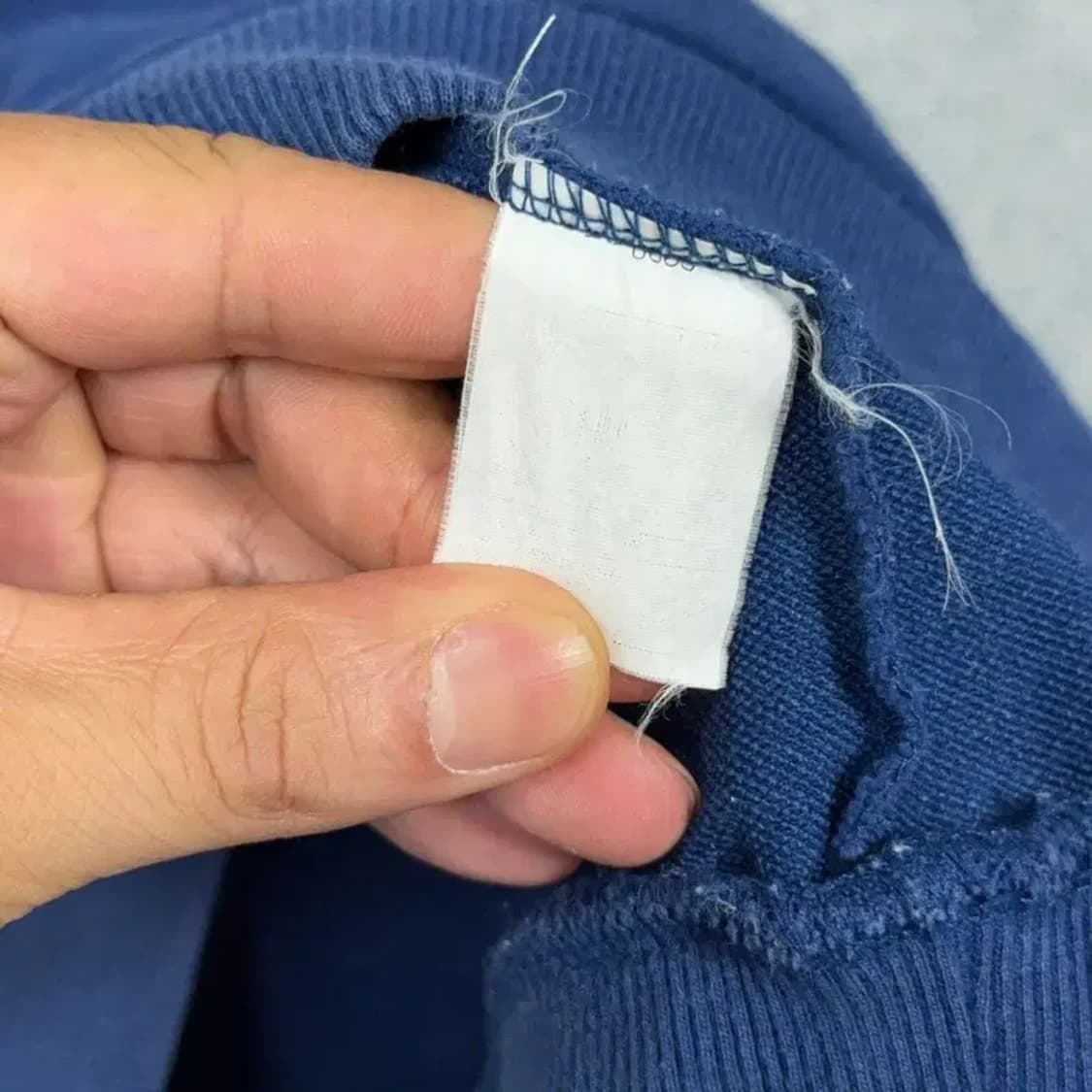 엠엘비 로고 네이비 맨투맨 105 상품이미지5