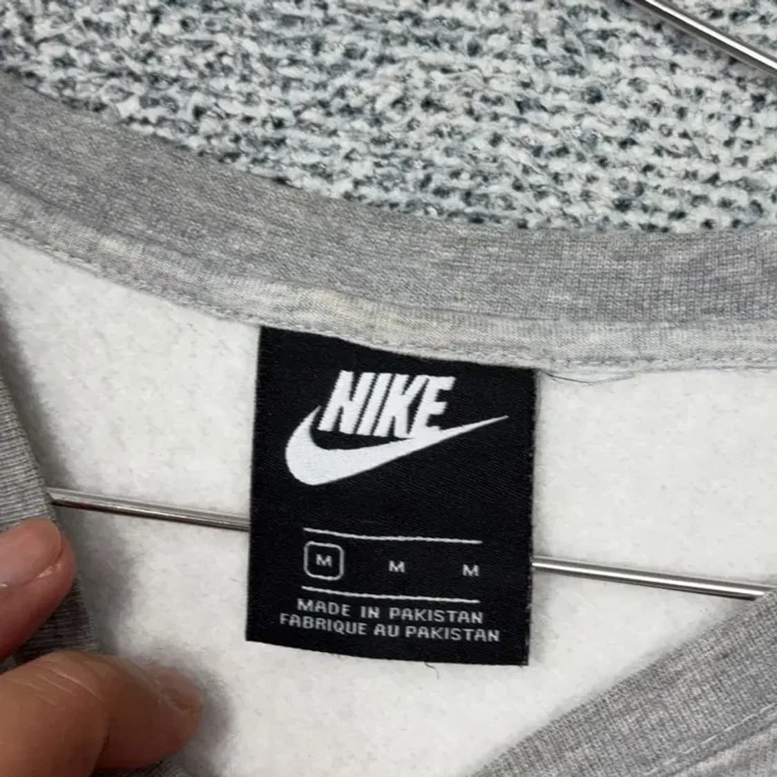 나이키 라이트 그레이 로고 맨투맨 M 상품이미지3