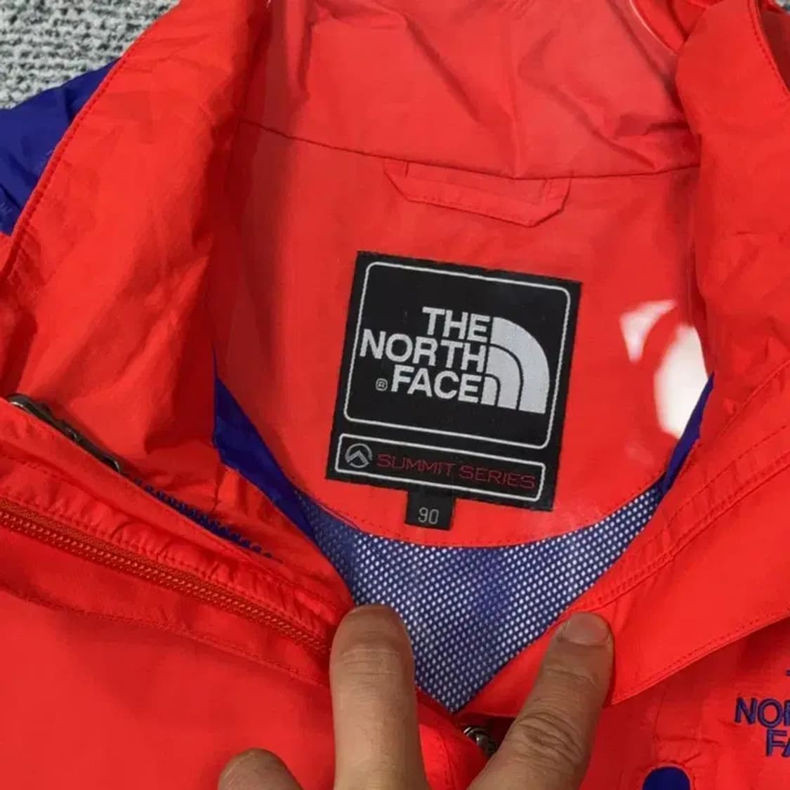 노스페이스 레드 고어텍스 기능성 바람막이 90 상품이미지4
