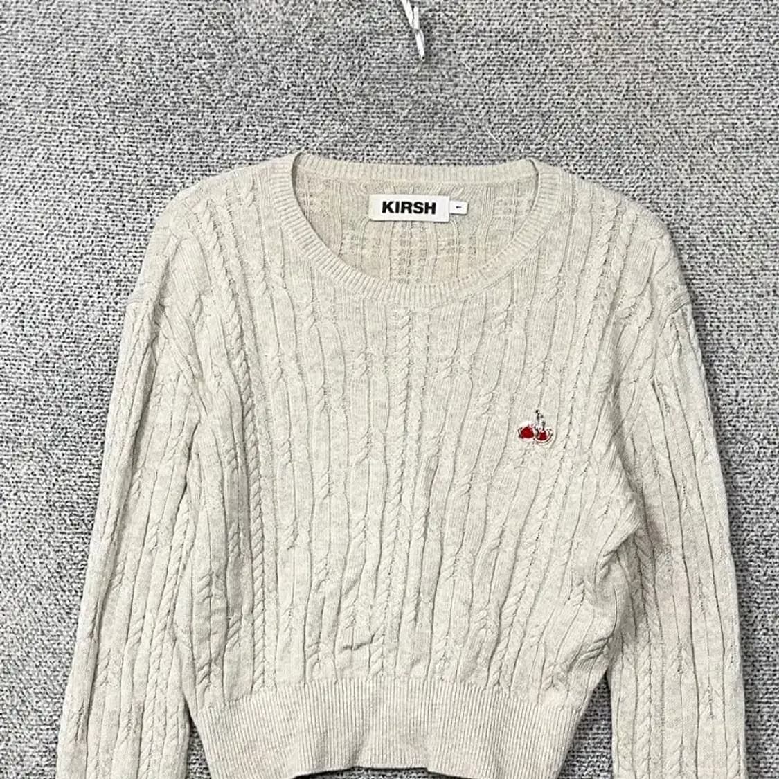 키르시 로고 꽈배기 크롭 니트 1 상품이미지3