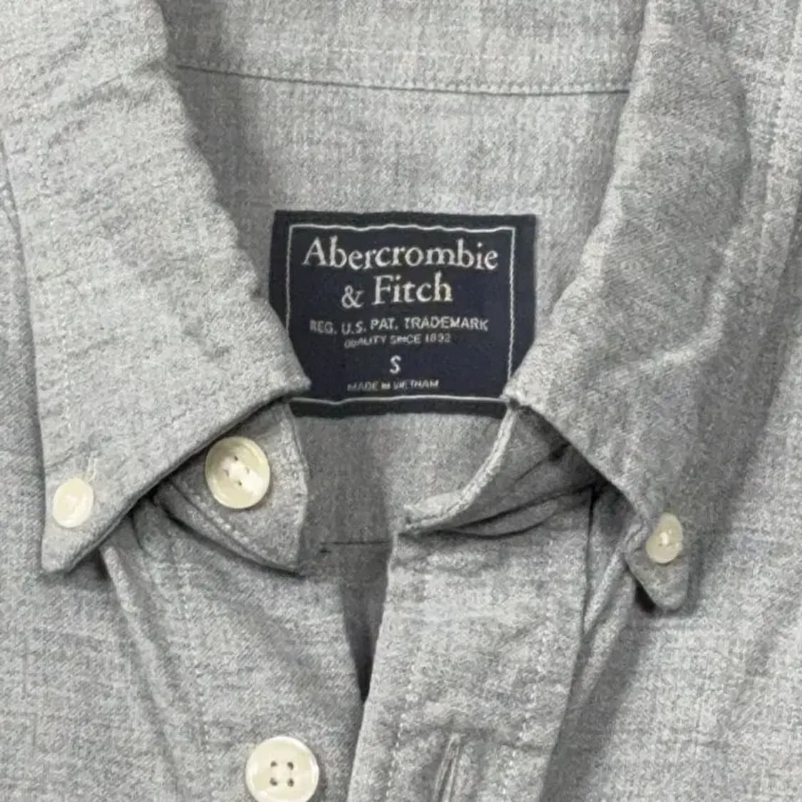아베크롬비 라이트 그레이 캐주얼 포켓 셔츠 S 상품이미지3