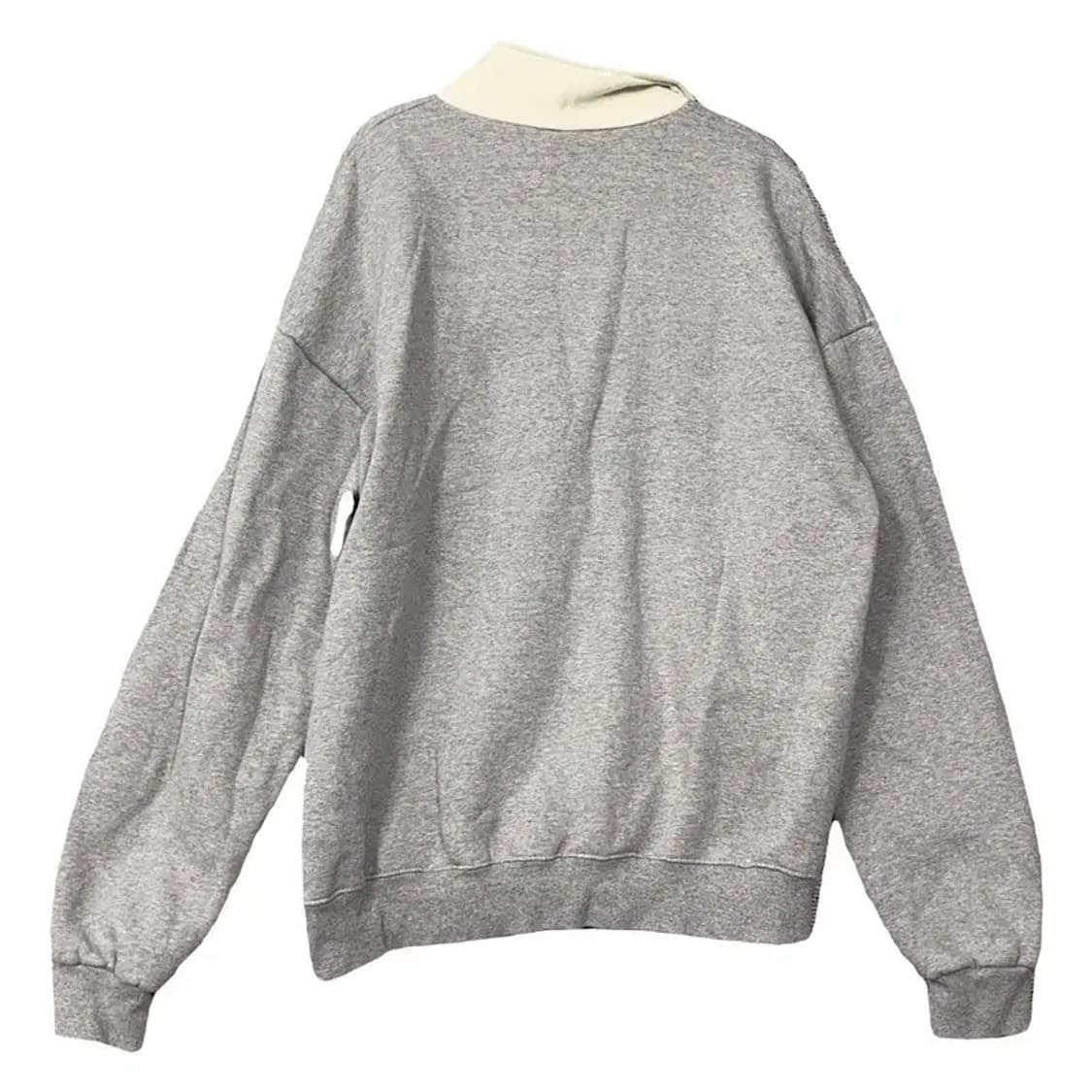 무아무아 라이트 그레이 버튼 스웻 맨투맨 F 상품이미지2