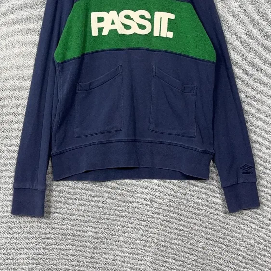 엄브로 프린팅 네이비 후드티 L 상품이미지4