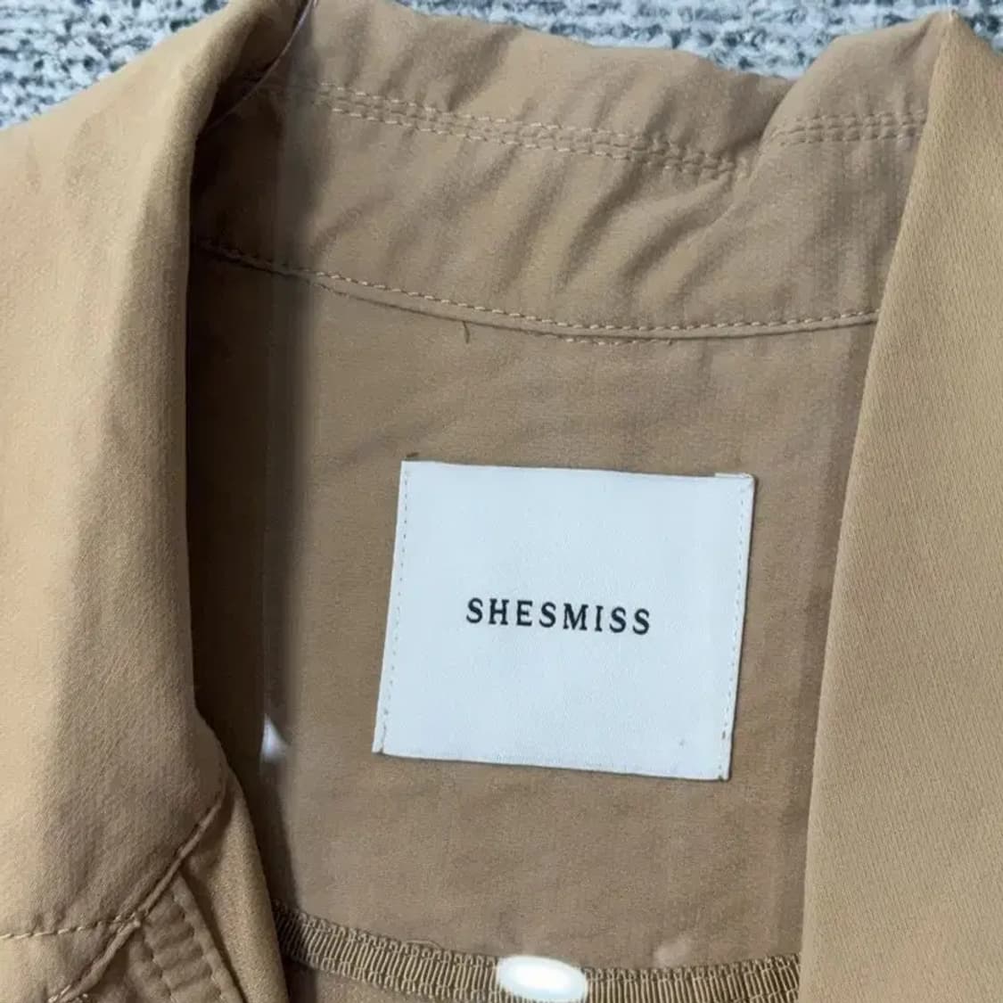 쉬스미스 베이지 여성 클래식 트렌치 코트 55 상품이미지5