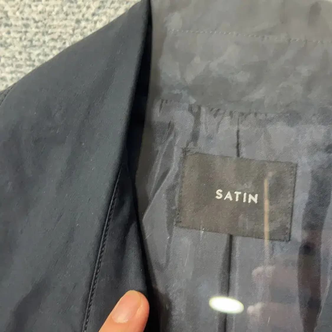 사틴 네이비 클랙식 트렌치 코트 M 상품이미지6