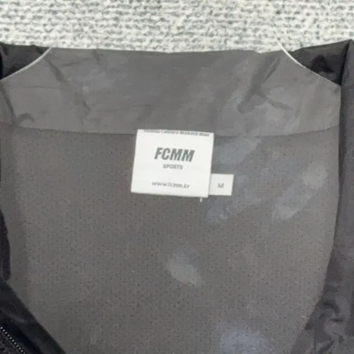 FCMM 블랙 옐로우 투톤 바람막이 M 상품이미지4