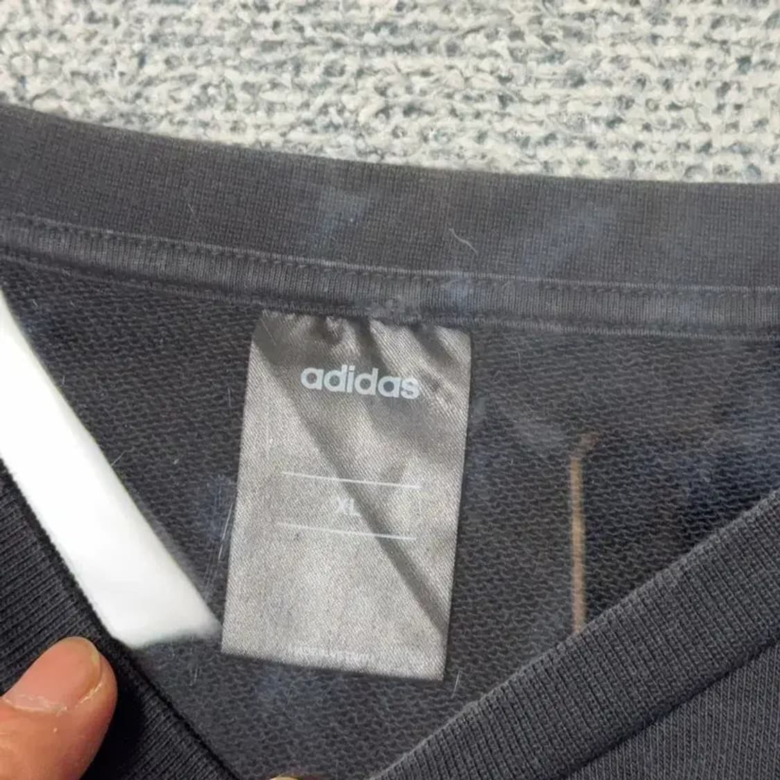 아디다스 블랙 로고 삼선 오버핏 맨투맨 XL 상품이미지3