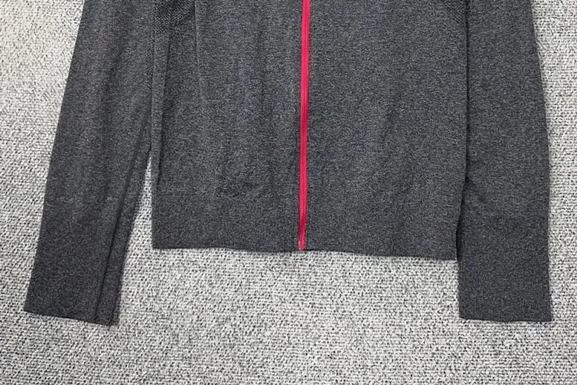 데상트 그레이 기능성 후드 집업 90 상품이미지4