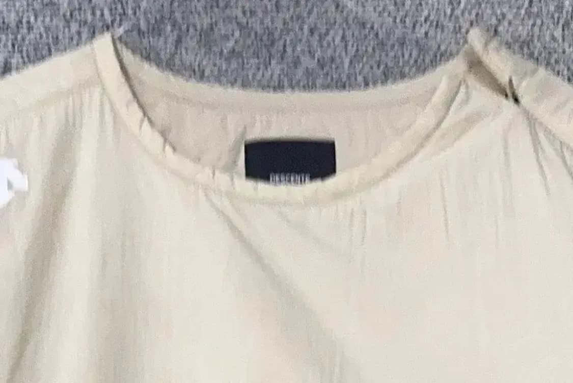 데상트 크림 경량 패딩 점퍼 L 상품이미지5