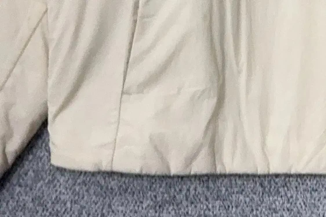 데상트 크림 경량 패딩 점퍼 L 상품이미지6