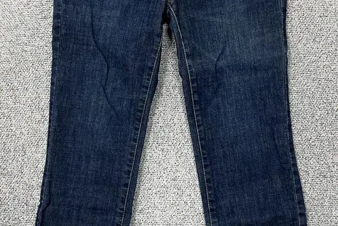 게스 여성 캐주얼 삼각 로고 크롭진 64(26) 상품이미지4