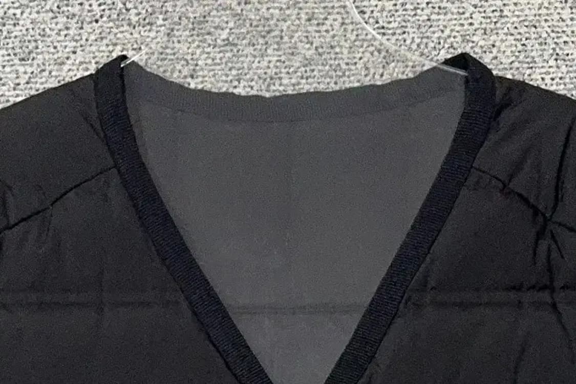 빈폴 블랙 로고 다운 경량 패딩 조끼 105 상품이미지5