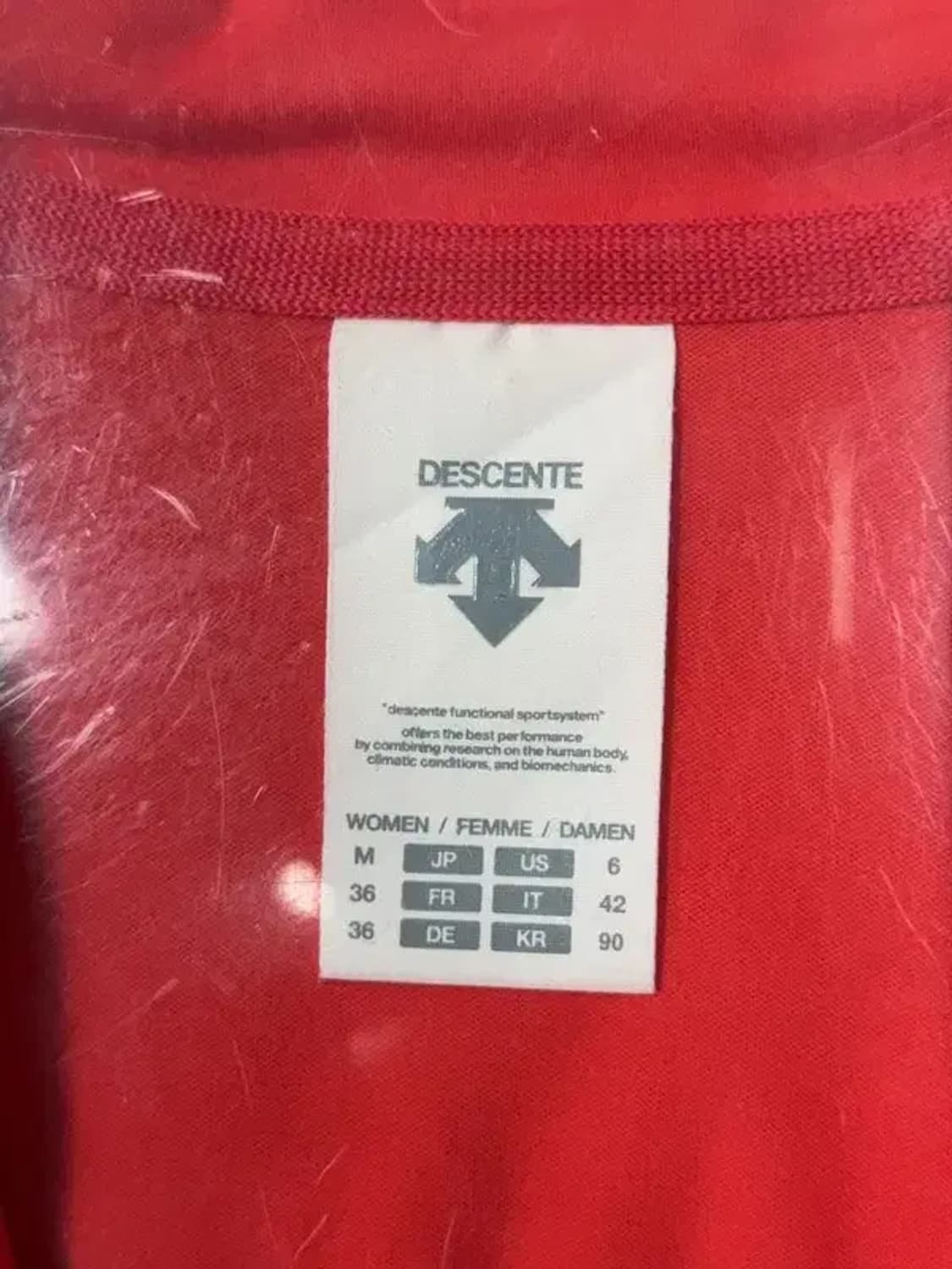 데상트 레드 로고 기능성 바람막이 M 상품이미지7