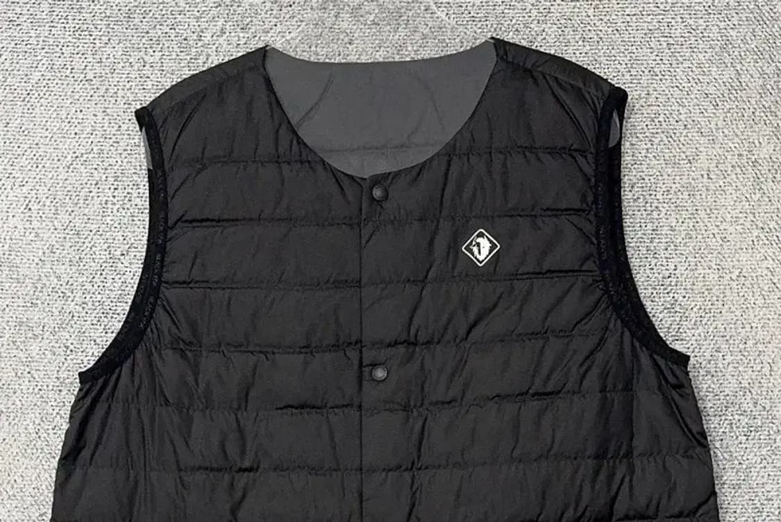 블랙야크 블랙 로고 다운 경량 패딩 조끼 M 상품이미지3