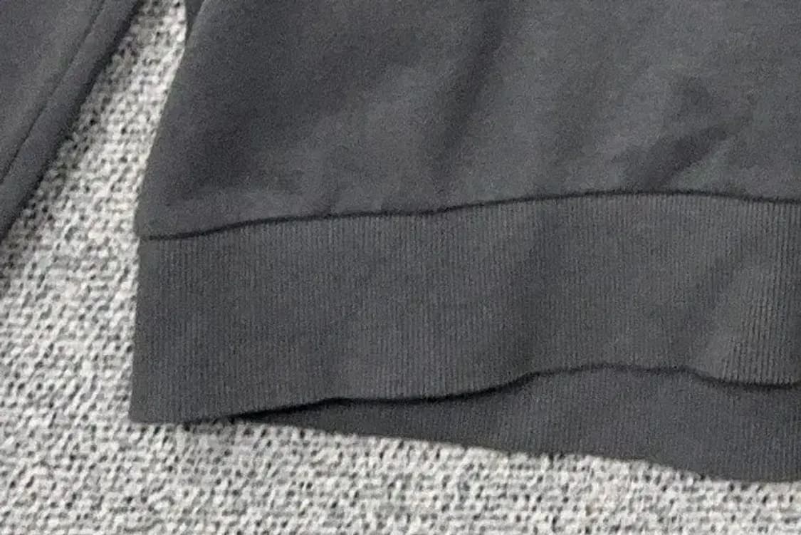 언더아머 그레이 로고 맨투맨 MD / M / M 상품이미지5