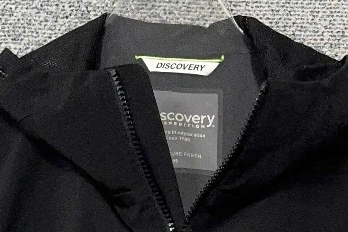 디스커버리 블랙 로고 기능성 바람막이 95 상품이미지5