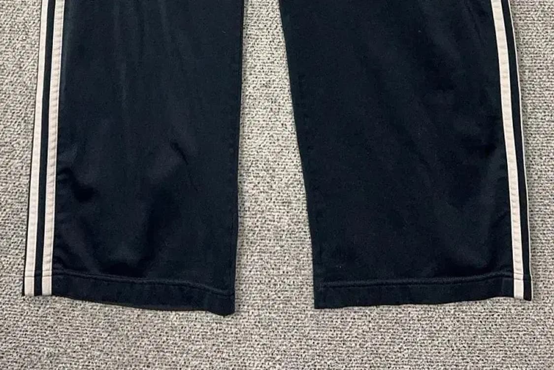 아디다스 네이비 삼선 운동바지 105 상품이미지5