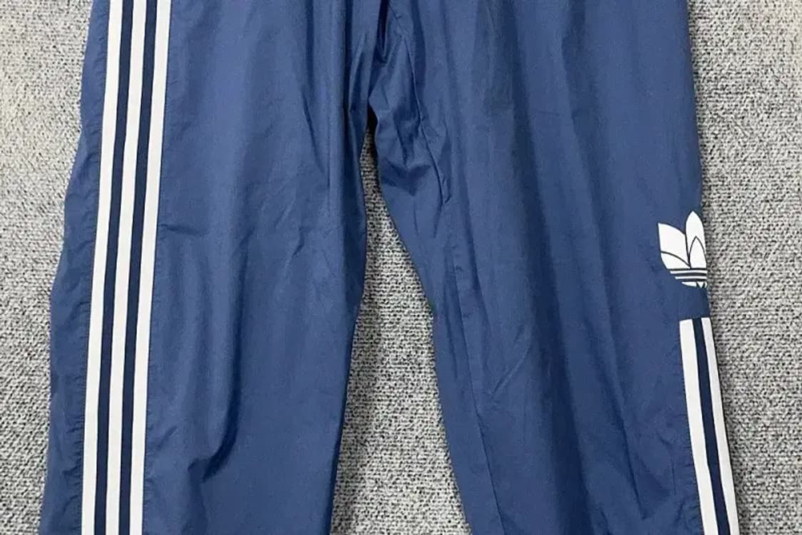 아디다스 불꽃 로고 삼선 우븐 조거팬츠 M 상품이미지4