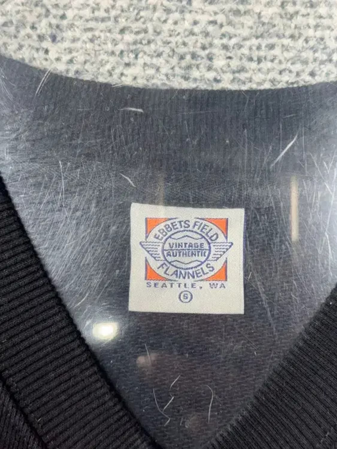 이벳필드 프린팅 블랙 맨투맨 S 상품이미지7