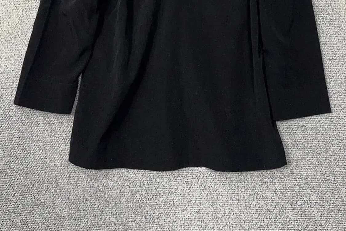 에잇세컨즈 블랙 여성 블라우스 S 상품이미지4