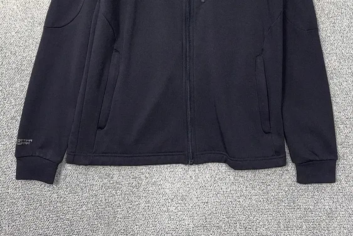 휠라 네이비 로고 기능성 집업 100 상품이미지4