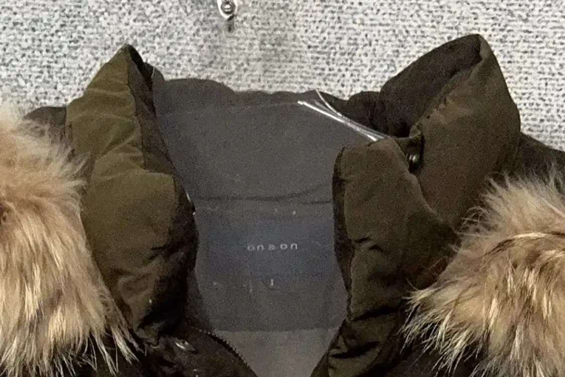 온앤온 브라운 허리 밴딩 덕다운 후드 퍼 롱 패딩 1 상품이미지5