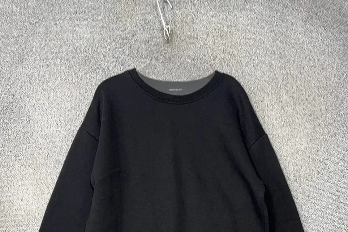 플라스틱아일랜드 블랙 오버핏 맨투맨 ONE SIZE 상품이미지3